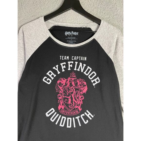 Harry Potter Gryffindor Quidditch Team Captain Shirt Women’s L 3/4 Sleeve Raglan - Picture 3 of 6